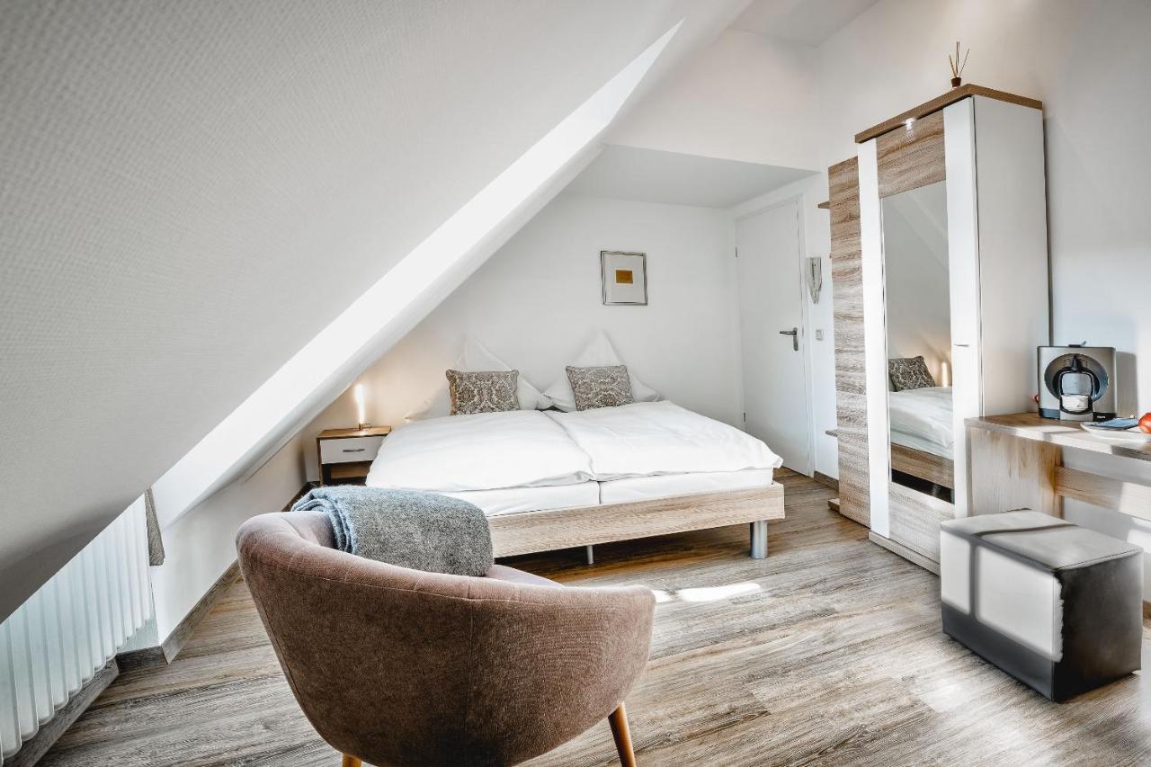 Residenz Weingut Schloss Reinhartshausen Bed and Breakfast Eltville am Rhein Exterior foto