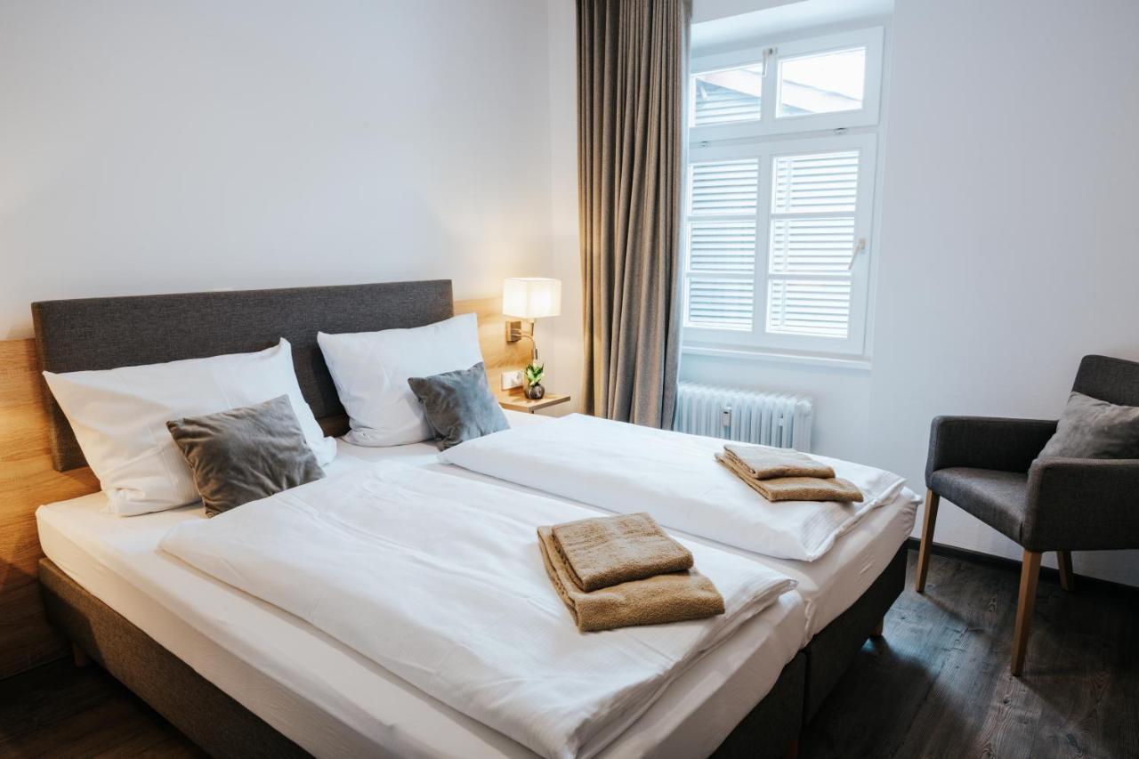 Residenz Weingut Schloss Reinhartshausen Bed and Breakfast Eltville am Rhein Exterior foto