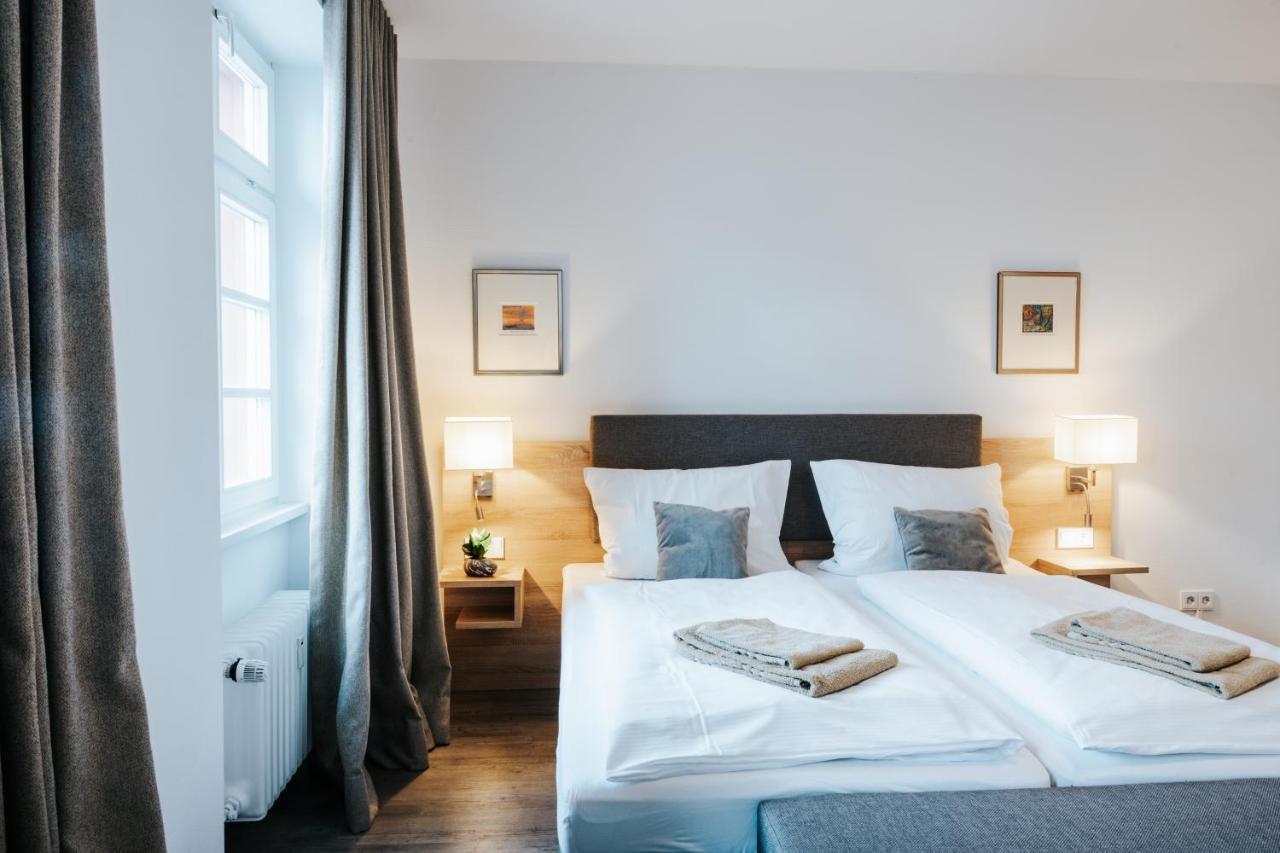 Residenz Weingut Schloss Reinhartshausen Bed and Breakfast Eltville am Rhein Exterior foto