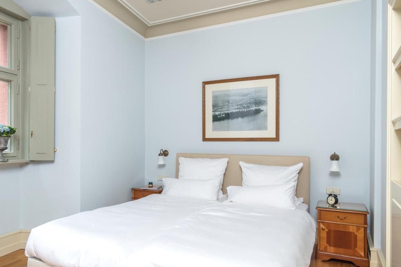 Residenz Weingut Schloss Reinhartshausen Bed and Breakfast Eltville am Rhein Exterior foto